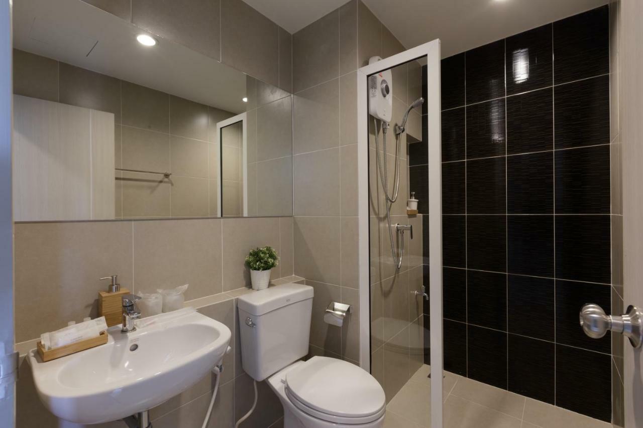 @S115 Residence Samut Prakan Bagian luar foto